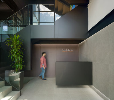 GESTEC / Dise�o integra oficinas por Rocamora dise�o y arquitectura
