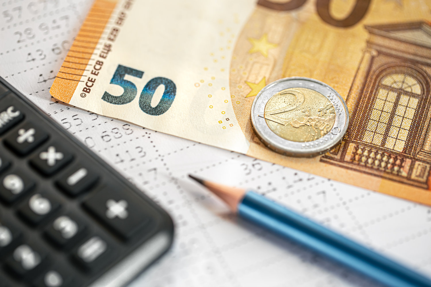 Fiscalidad en negocios que ofrecen servicios profesionales: c�mo evitar errores habituales en Murcia
