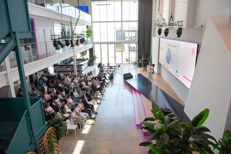 Fotogaler�a Demoday auton�mico Emprendetech FP (54)[;;;][;;;]