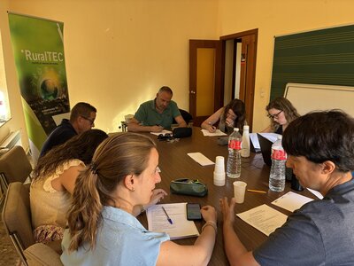 Ruraltec y CEEI Valencia recogen propuestas para dise�ar cuatro futuros coworkings rurales