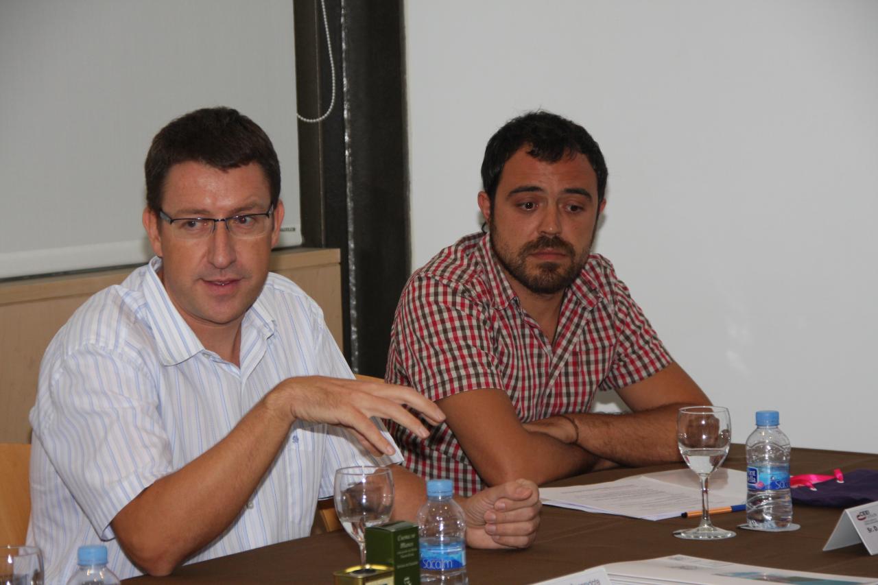 Enrédate Castellón 2012- Taller 2: "Crea con éxito en el interior, como yo"