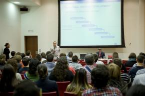146 Centro de Eventos (Sala 3B 09:30h.) #DPECV2013 