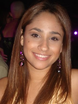 Alejandra Loya 