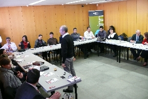 Desayuno de innovaci�n CEEI Castell�n 10/03/2011, Jonathan Secarella Networking y creatividad como factor estrat�gico en tiempos de crisis